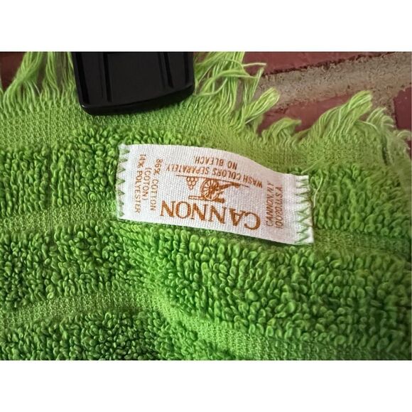 Vintage Handtowel - Picture 3 of 3